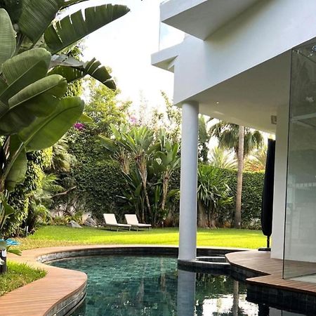 Villa De Luxe Avec Piscine Privee Au Coeur De Casablanca, Maroc Exterior foto